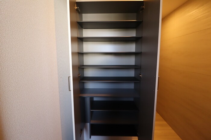 物件内観写真14　(シューズボックス)