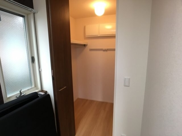 物件内観写真9　(ウォークインクローゼット)