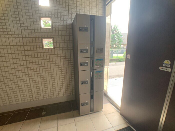 物件内観写真17　(宅配ボックス)