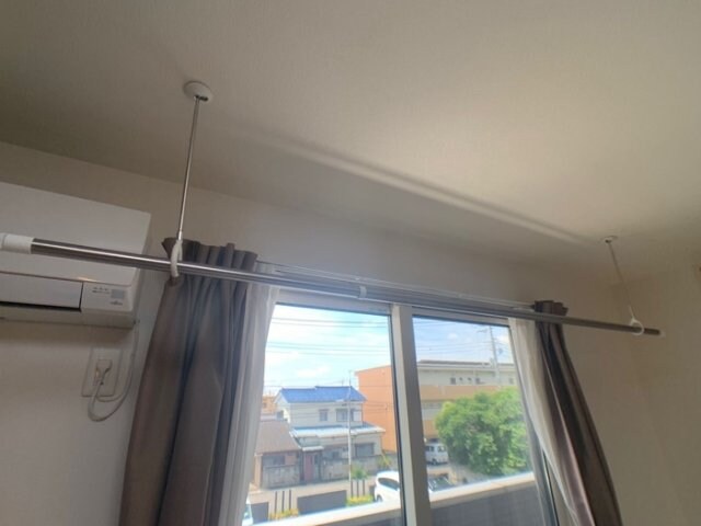 物件内観写真13　(室内物干し)