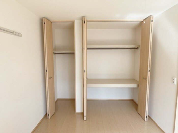 物件内観写真9　(クローゼット)