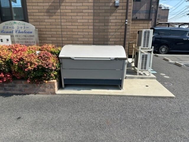 物件内観写真15　(ゴミ庫)