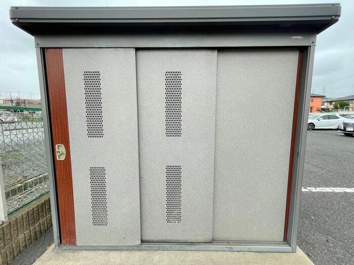 物件内観写真8　(ごみステーション)