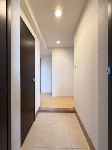 物件内観写真11　(センサーライト付き)