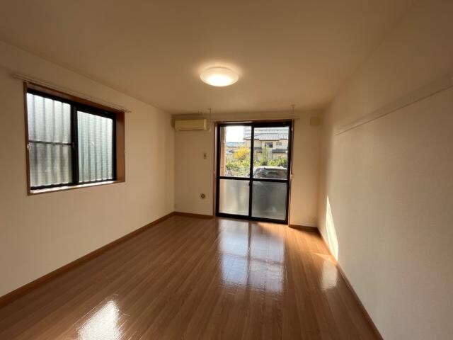 物件内観写真9　(洋室)