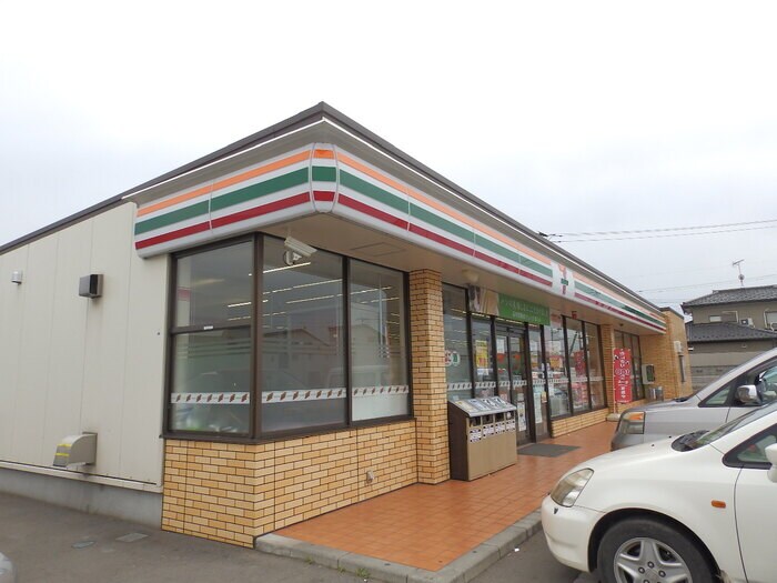 物件外観写真5　(セブンイレブン)