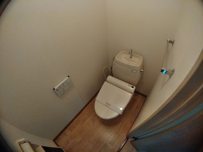 物件内観写真9　(トイレ)