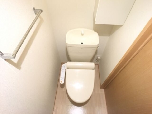 物件内観写真9　(トイレ)