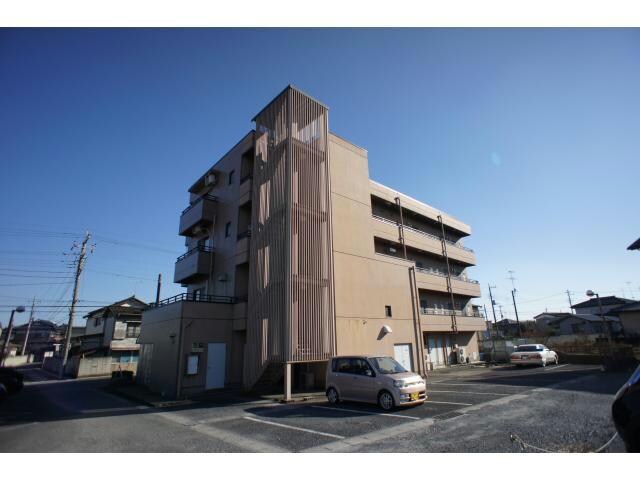 物件外観写真3　(駐車場)