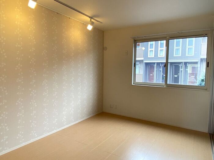 物件内観写真6　(洋室)