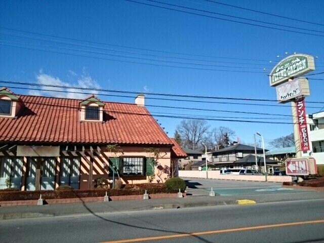 物件外観写真7　(フライングガーデン小山犬塚店まで350m)