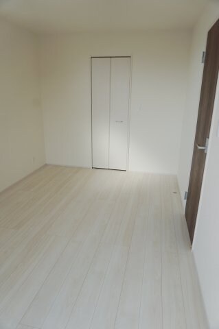 物件内観写真6　(南西)