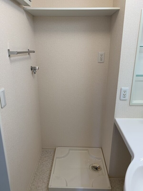 建物設備(洗濯機置き場)