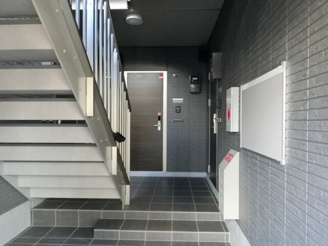 物件外観写真4　(ロビー)