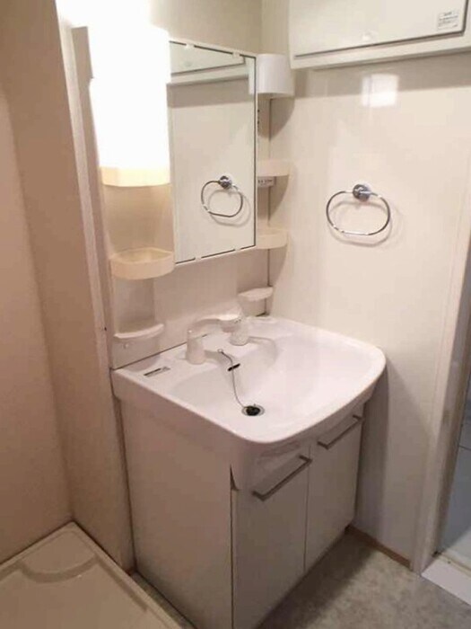 物件内観写真13　(洗髪洗面化粧台)