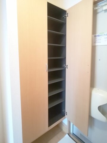 物件内観写真16　(シューズボックス)