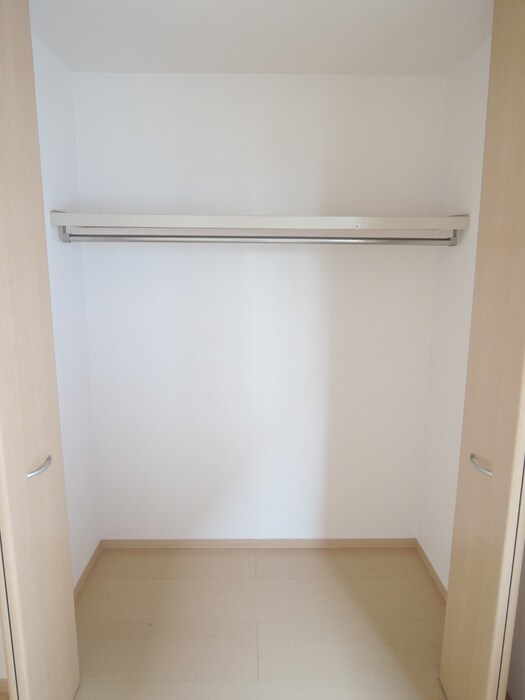 物件内観写真14　(収納)