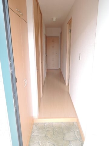 物件内観写真15　(玄関)