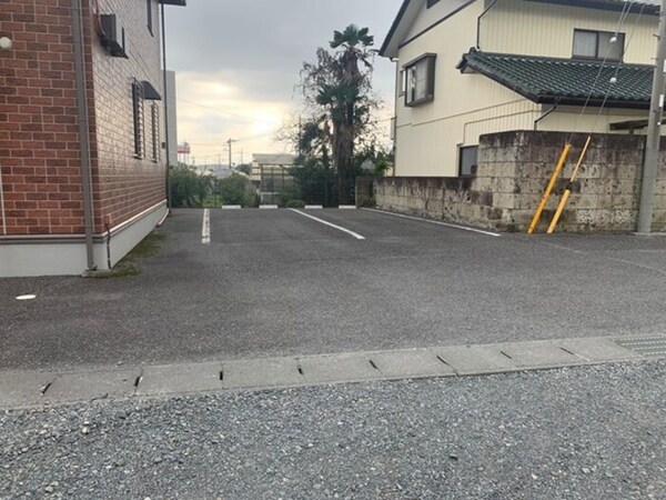 駐車場(駐車場)