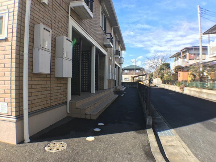 物件外観写真5　(エントランス)