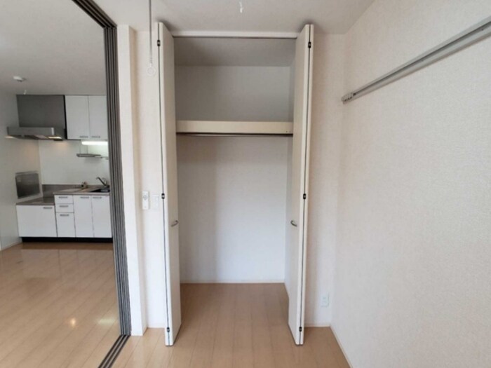 物件内観写真12　(収納)