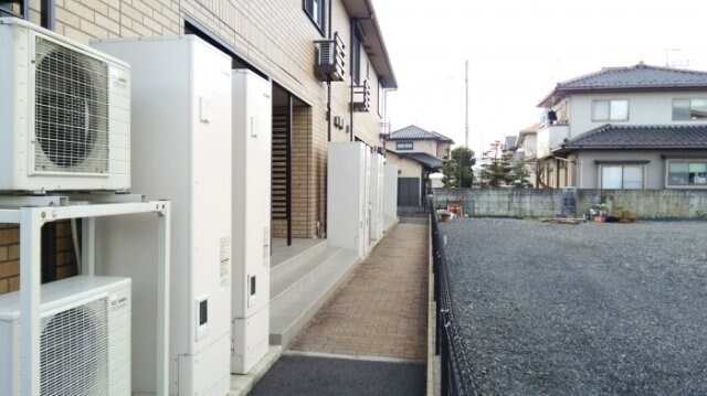 物件外観写真4　(エントランス)