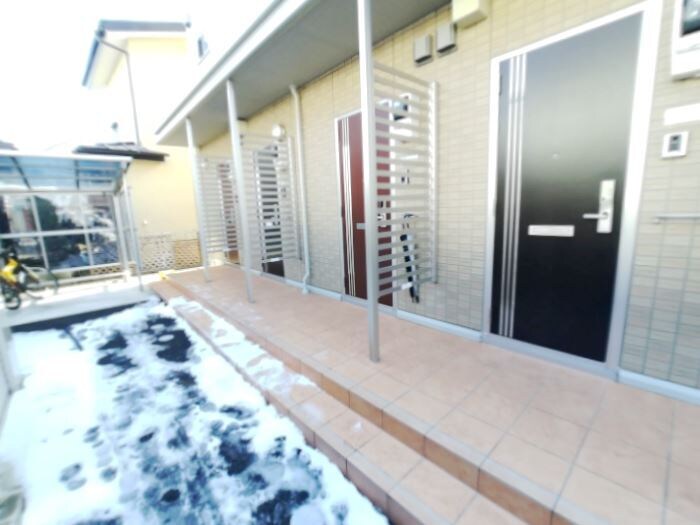 物件外観写真4　(ロビー)