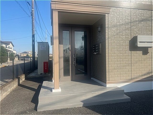 物件外観写真6　(エントランス)