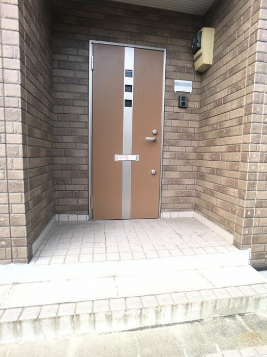 物件外観写真3　(ロビー)