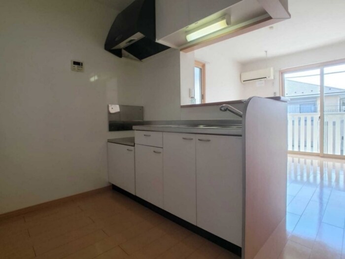 物件内観写真9　(対面キッチン)