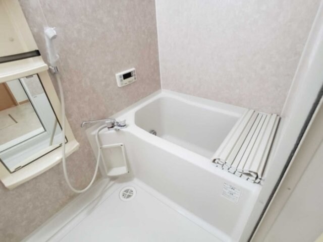 物件内観写真10　(浴室)