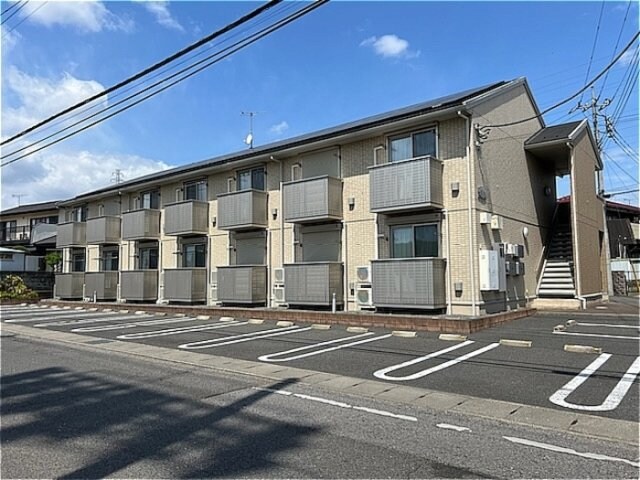 物件外観写真1　(建物外観)