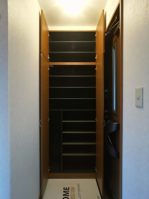 物件内観写真11　(シューズボックス)