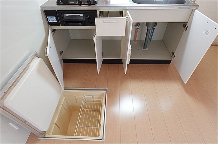 物件内観写真19　(キッチン・収納)