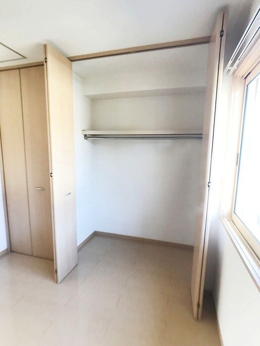 物件内観写真13　(収納)