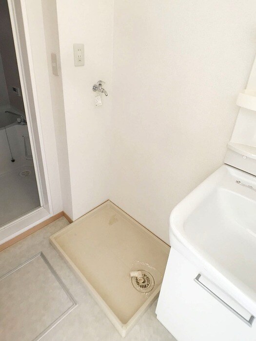 物件内観写真17　(室内洗濯機置場)