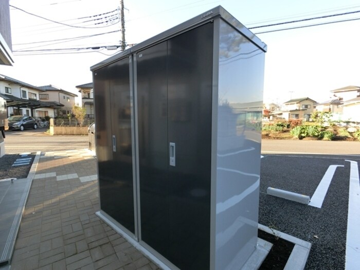 物件内観写真16　(外部物置)