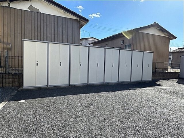 物件内観写真22　(外部物置)