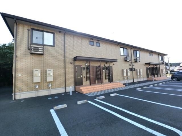 物件外観写真1　(建物外観)