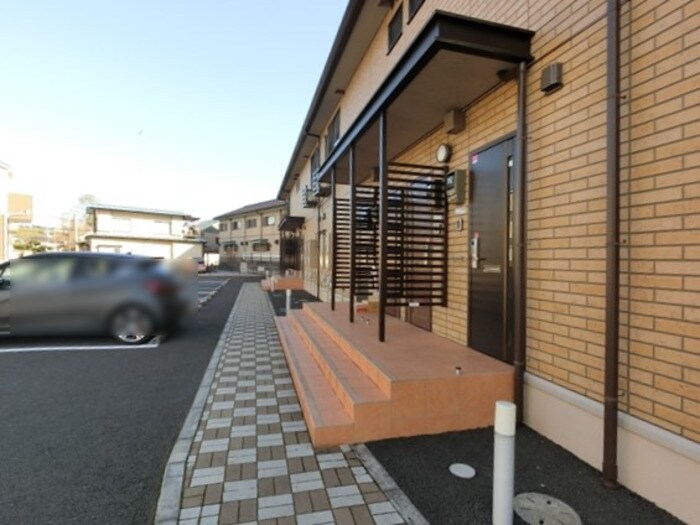 物件外観写真4　(エントランス)