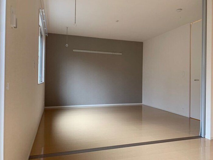 物件内観写真9　(洋室)