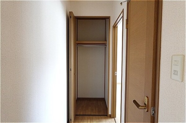 収納(廊下・クローゼット)