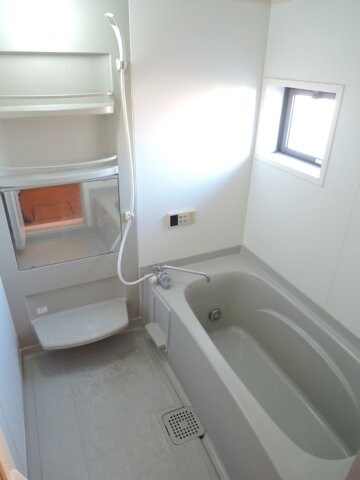 物件内観写真9　(浴室)