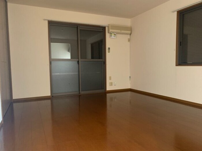 物件内観写真22　(シャッター雨戸)