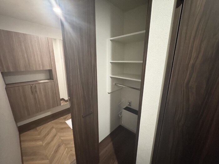 物件内観写真12　(収納)