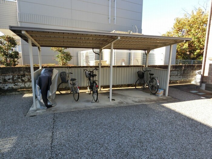 物件内観写真19　(駐輪場)