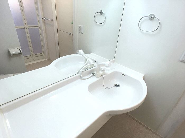 物件内観写真9　(カウンター洗面台)