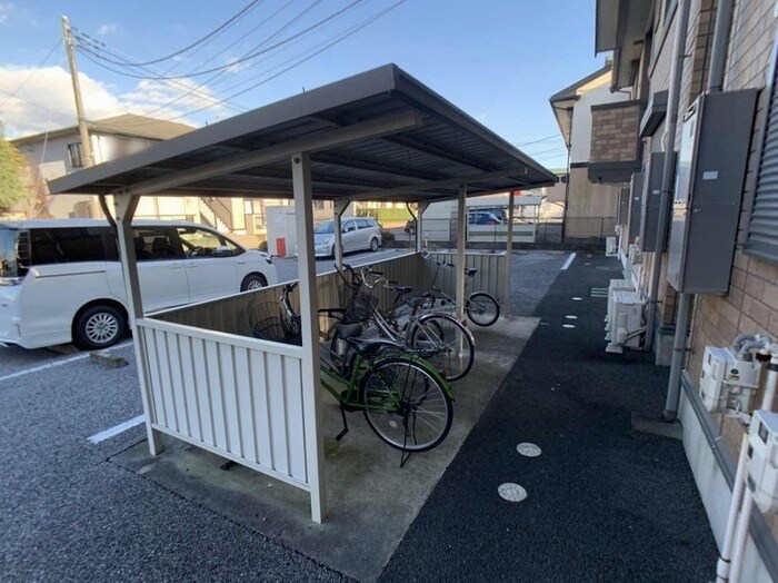 物件内観写真19　(駐輪場)