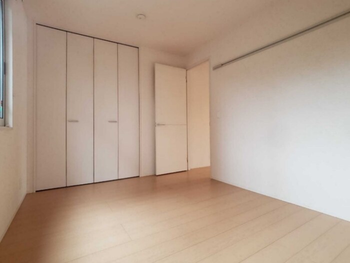 物件内観写真7　(洋室)