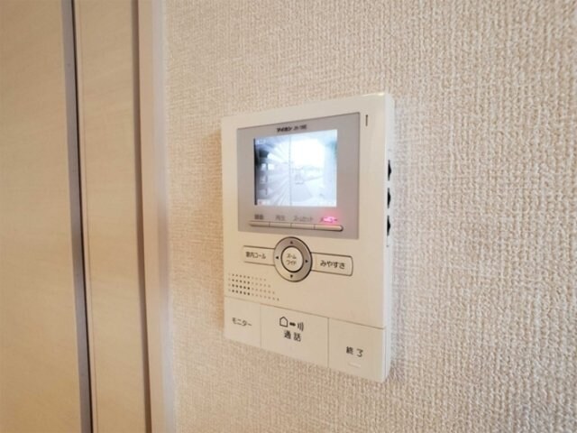物件内観写真17　(録画機能付きカラーモニターインターホン)